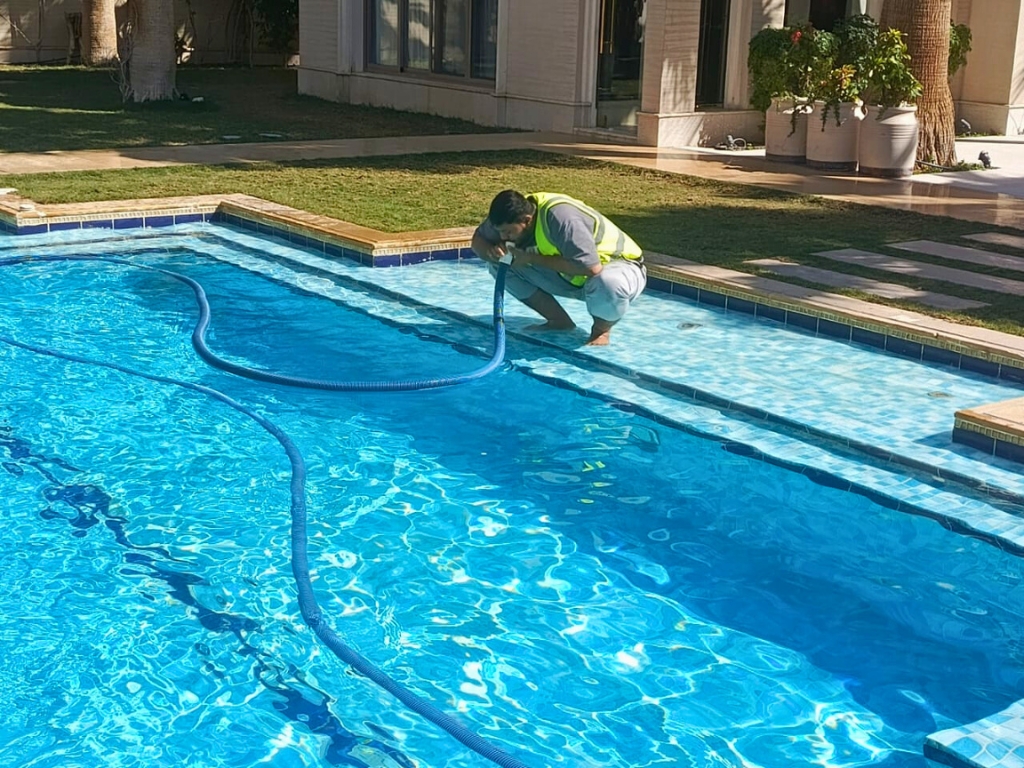 ترميم المسابح