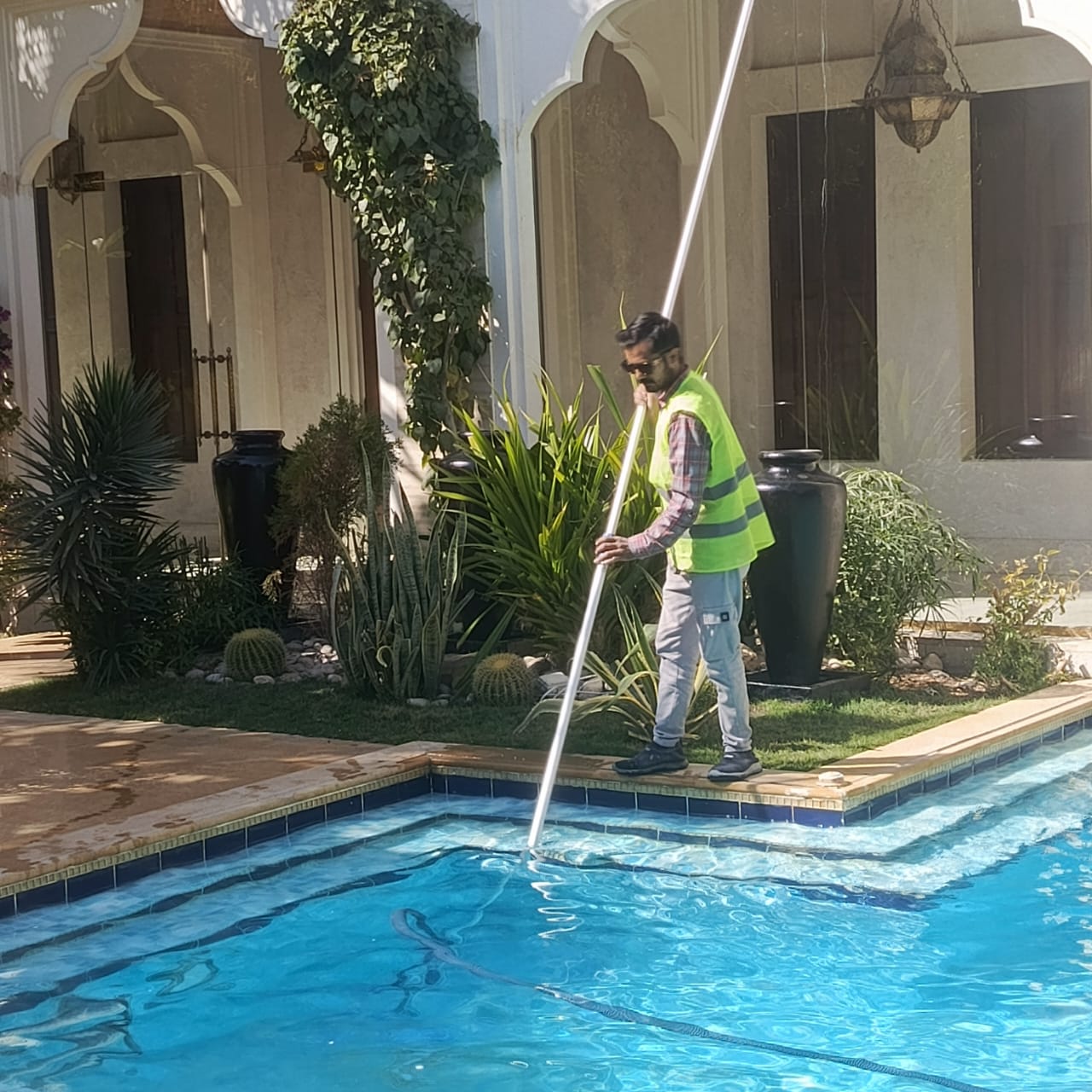 باقات وعقود الصيانة